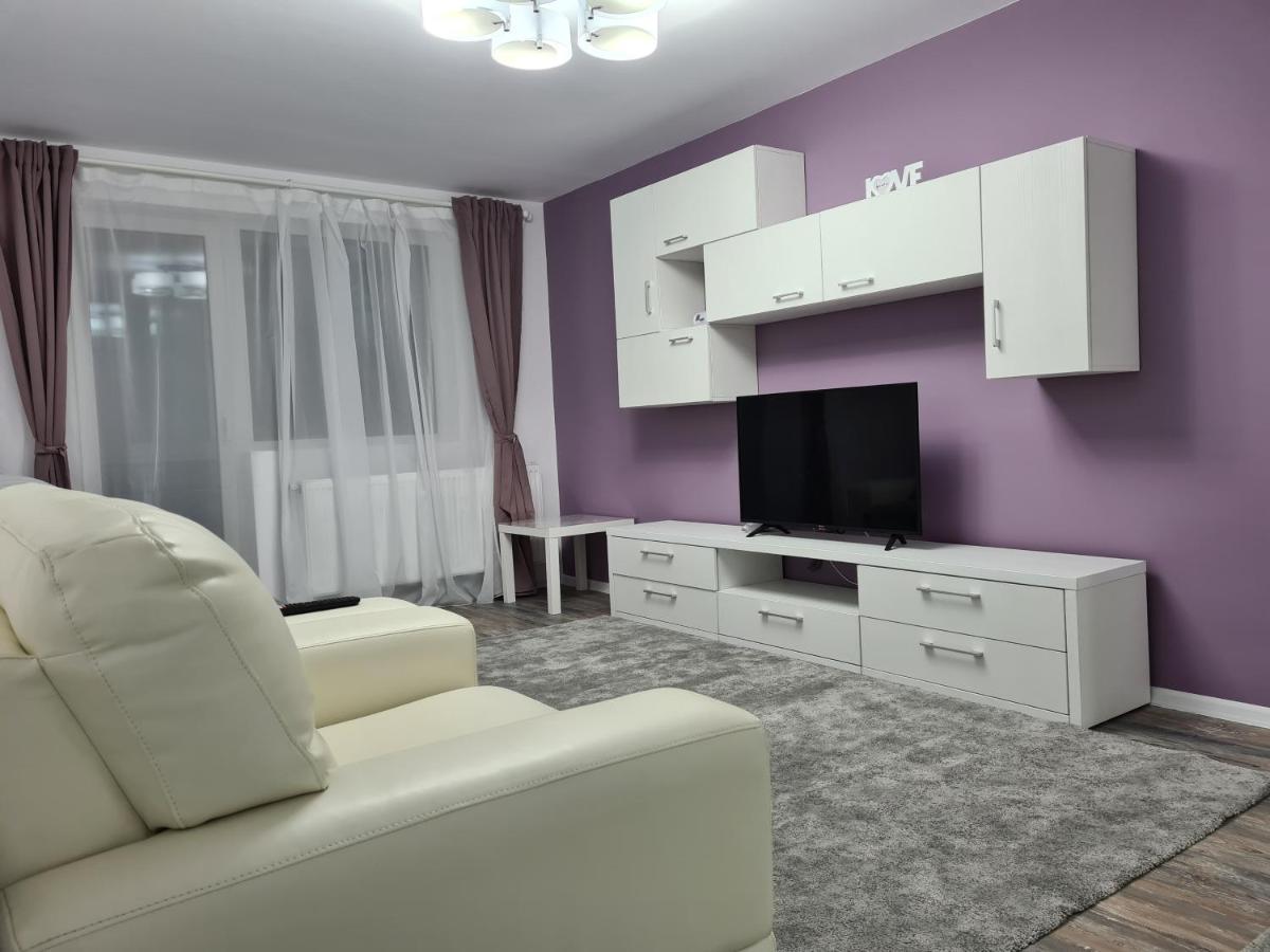 Apartament Terra Apartment Targoviste Ngoại thất bức ảnh